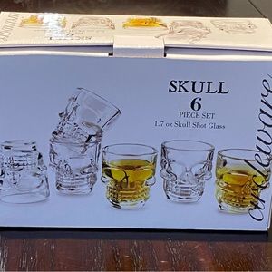 Circleware Glass Skull Shot Glasses‎ Set Of  6